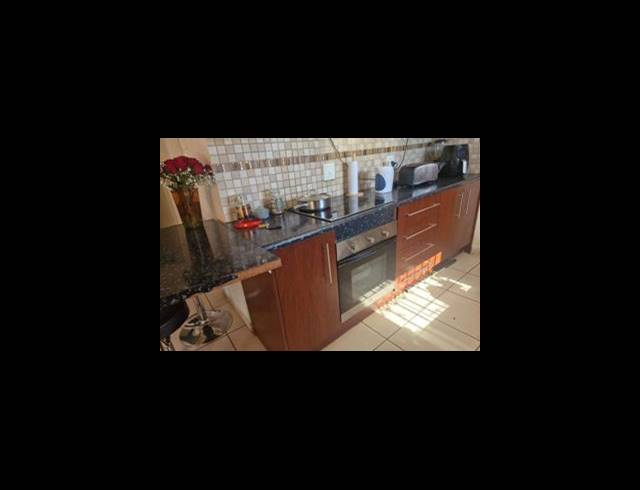 3 BEDROOM HOUSE RENTED IN THE ORCHARDS